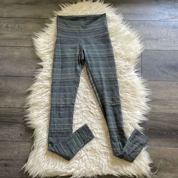 lululemon athletica Pants - Lululemon leggings, size 4. Good condition.